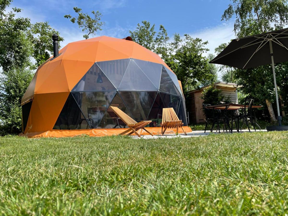 בוניק Camping De Vliert מראה חיצוני תמונה